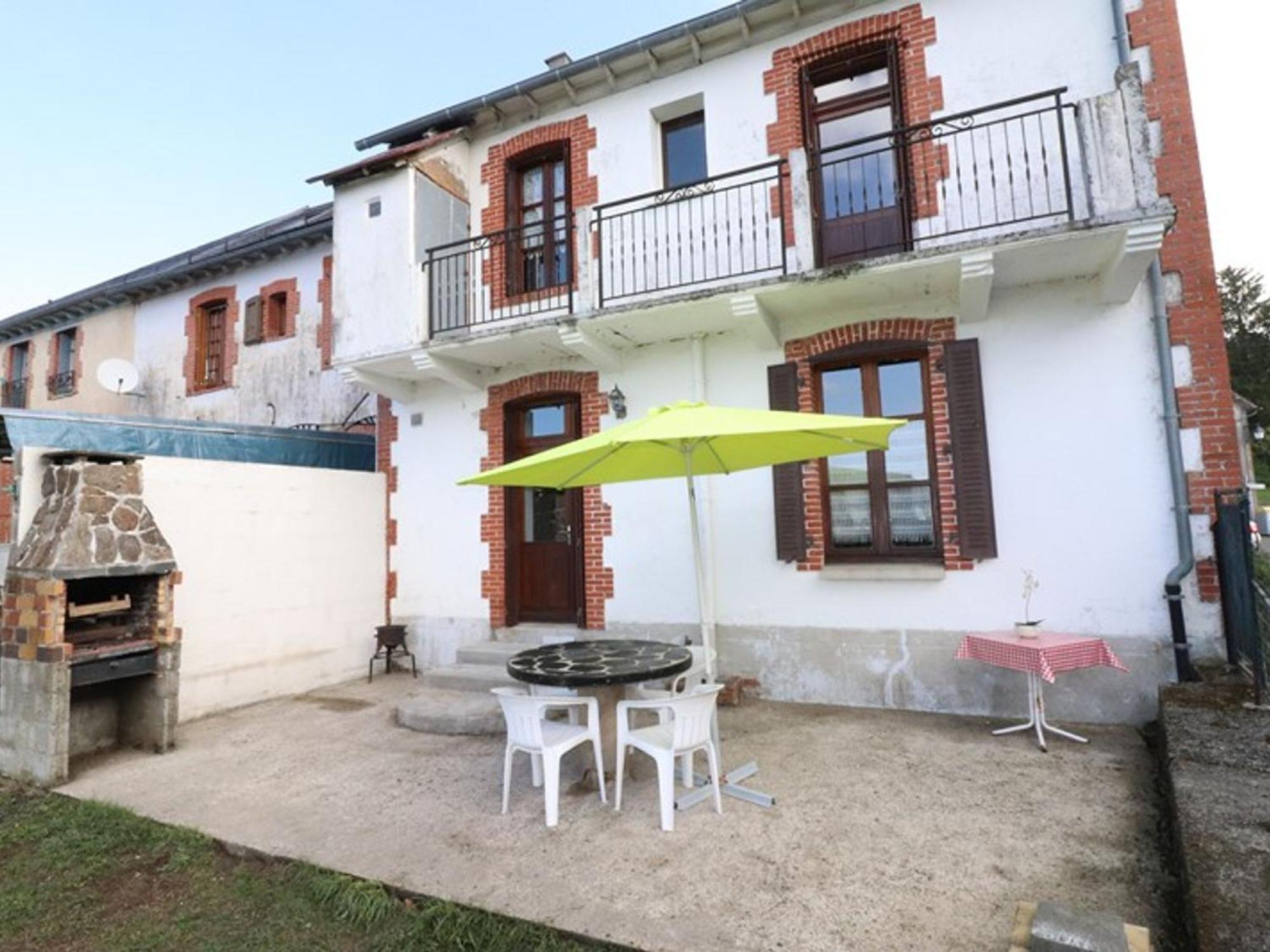 Maison Authentique A Drugeac : Confort, Jardin Clos, Animaux Bienvenus, Proche Salers Et Puy Mary - Fr-1-742-503 Villa Exterior photo